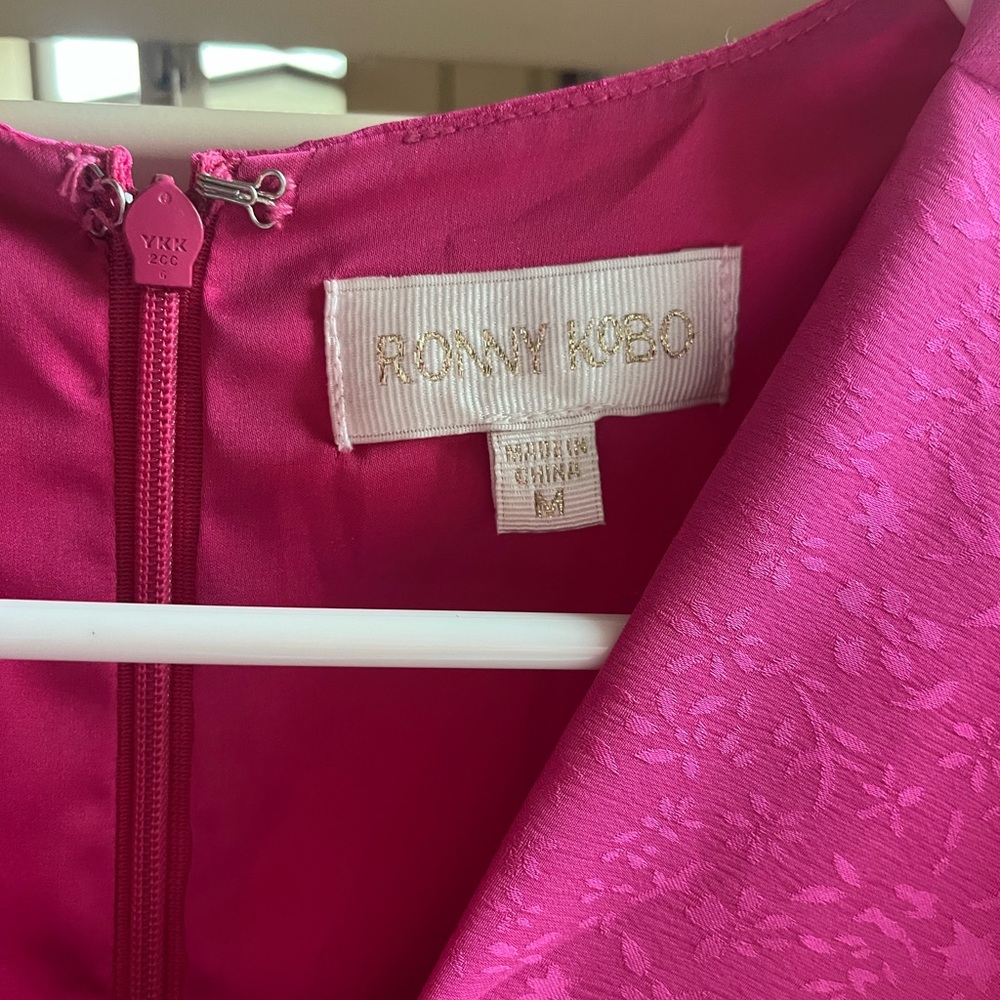 Ronny Kobo Flora Dress Hot Pink Long Sleeve Mini Dress Size Medium - Picture 3 of 4